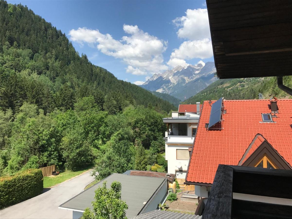 Готель Gasthof Zum Loewen Ландек Екстер'єр фото